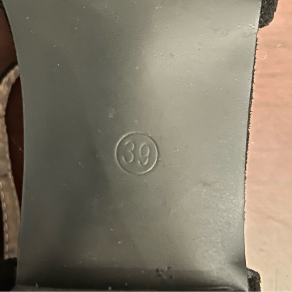 Vegan Suede Black T-Strap Flats, size 39 - Picture 9 of 9